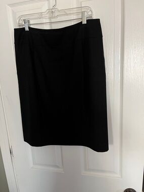 Classic Black Women's Skirt - Tailored Pencil Style